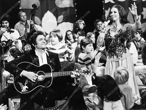 Johnny Cash June Carter TV special The Johnny Cash Christmas Show 7541-29