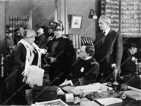 Lois Weber silent Universal film scene 7667-26
