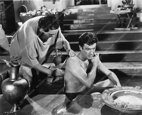shirtless Robert Taylor taking a bath film Quo Vadis 7704-28