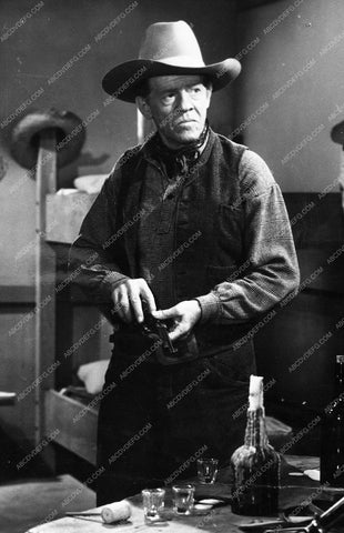 Tom London western portrait 7764-04