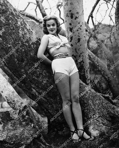 beautiful Leslie Parrish takes a hike in the woods 7766-10