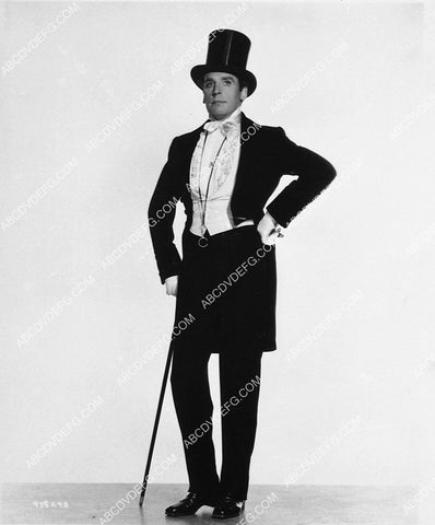 Henry Daniell in top hat and tails 7766-14