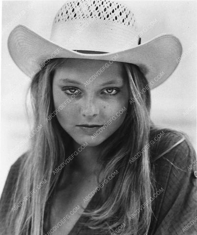 Jodie Foster in a cowboy hat 7975-35