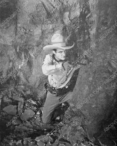 cowboy western star Tom Mix silent film scene 810tmi-27