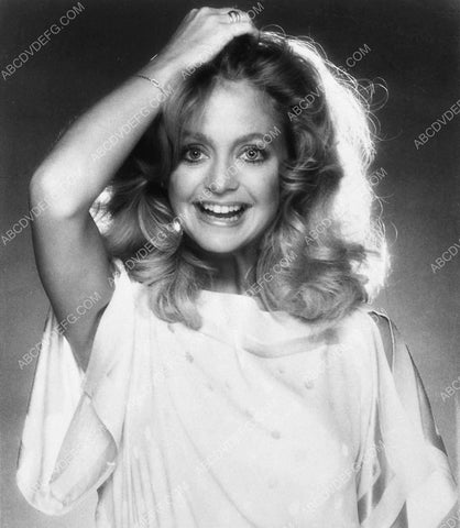 Goldie Hawn portrait 8148-25