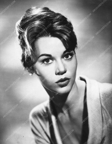 Jane Fonda head shot 8177-32