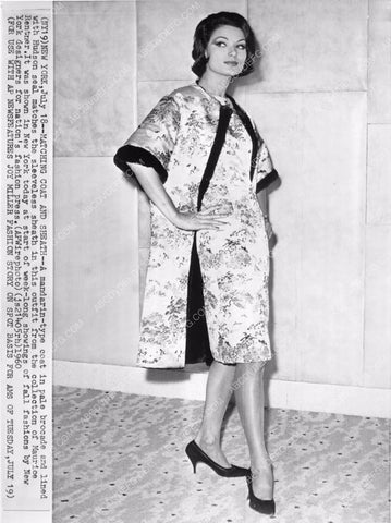 New York fashion designer Maurice Rentner latest line 81bx01-046