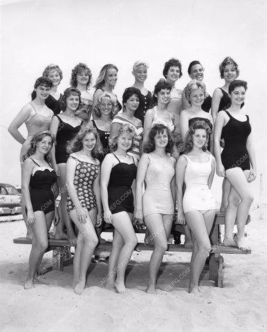 bikini beauties go to Venice Beach California for Camera Day 81bx01-138