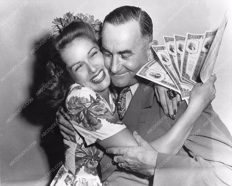 Jinx Falkenburg and her father and stash of war bonds 81bx01-166