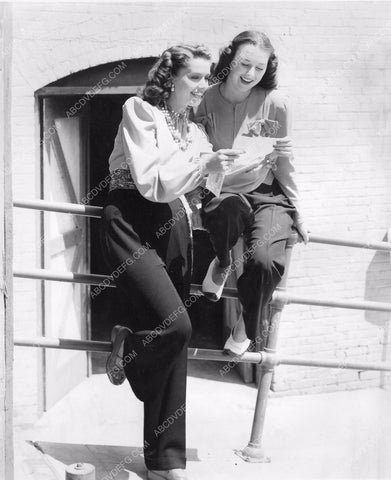 tennis champion Gertrude Moran and Jinx Falkenburg 81bx01-190