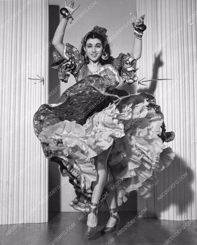 Mexican dancer Inesita and her castanets 81bx01-230