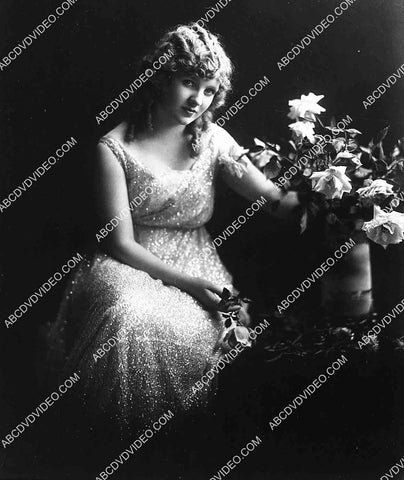 Mary Miles Minter portrait 8205-24