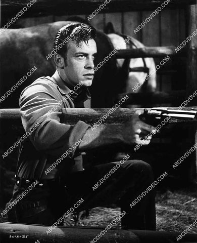 Skip Homeier w his six gun film Stranger at My Door 8207-18