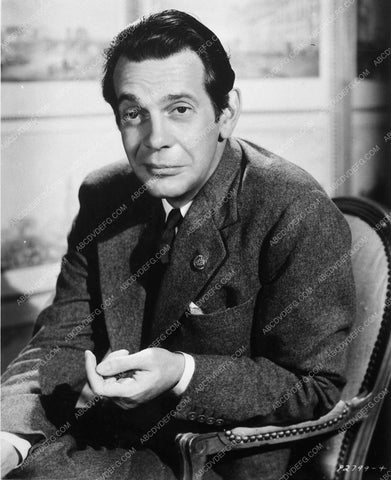 Raymond Massey seated portrait 8271-30