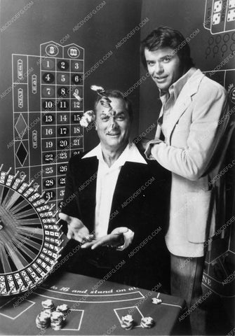 Tony Curtis Robert Urich poker chips TV show Vegas 8271-31