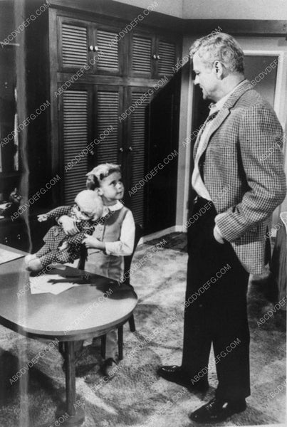 Brian Keith Kathy Garver TV Family Affair 8662-19 – ABCDVDVIDEO