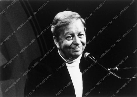 singer Mel Torme at the piano and mic 8705-32