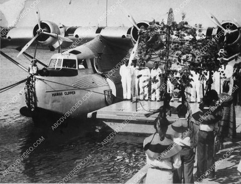 cool amphibious aviation airplane Hawaii Clipper ready for departure 8730-17