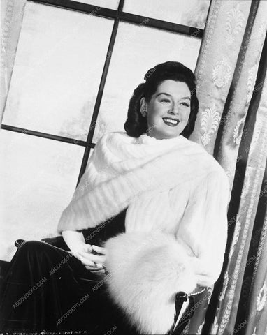 Rosalind Russell beautiful in white fur 8760-24