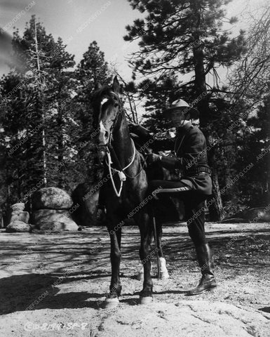 Jock Mahoney and his horse 8831-30