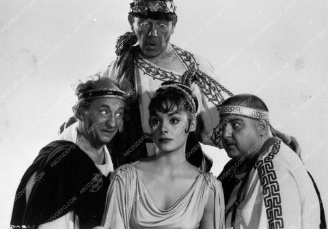 Vicki Trickett film The Three Stooges Meet Hercules 8898-34