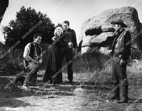 Gene Evans Martha Hyer film Wyoming Renegades 8905-03