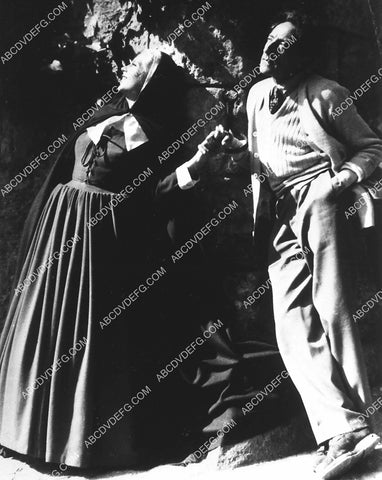 Jean Cocteau on set classic foreign film Beauty and the Beast 8905-30