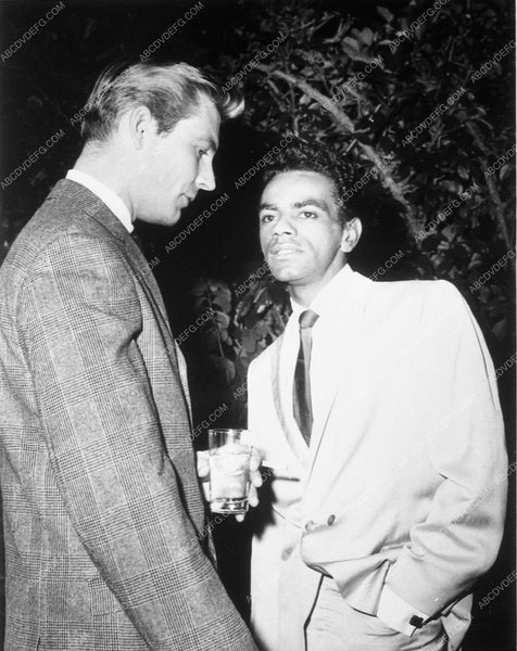 Johnny Mathis 8952-02 – ABCDVDVIDEO