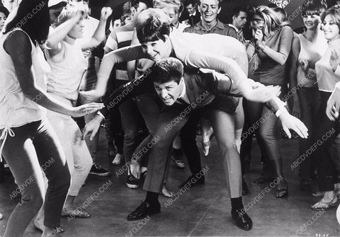 1960's teenage dancing party unknown film 8969-14