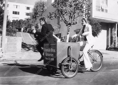 Ryan O'Neal Barbra Streisand on a bicycle film What's Up Doc 8969-27