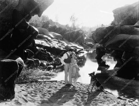 Rin Tin Tin silent film 8995-10