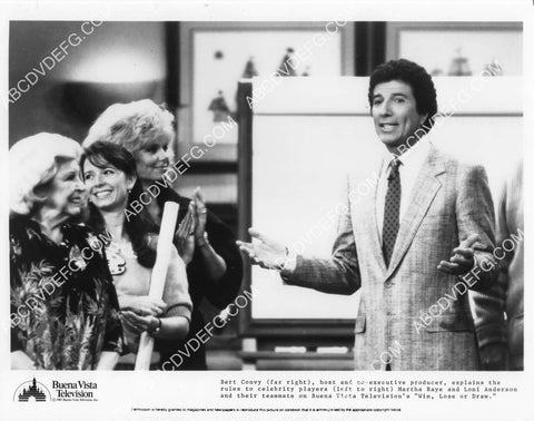 Martha Raye Loni Anderson Bert Convy TV game show Win Lose or Draw 8B11-008