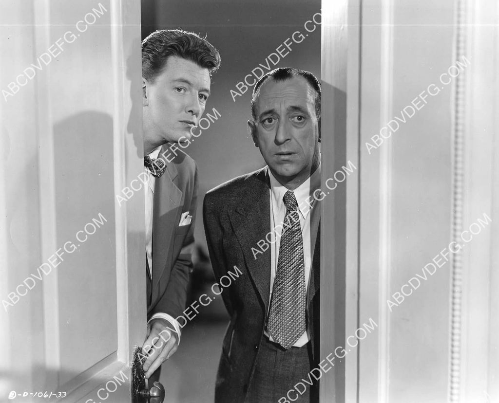 Fred Brady Allen Jenkins film Meet Me on Broadway 8B11-371 – ABCDVDVIDEO, image size:1024x828