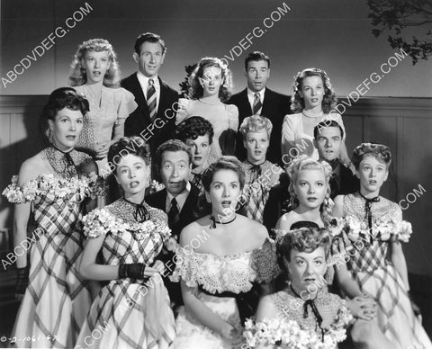 Jinx Falkenburg Marjorie Reynolds and the gang film Meet Me on Broadway 8B11-378