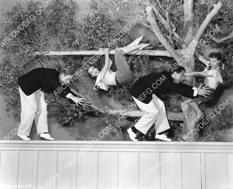 Rod Alexander Nita Bieber Alex Romero Gloria Patrice film Meet Me on Broadway 8B11-384