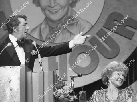 Betty White on TV The Dean Martin Celebrity Roast 8B11-501
