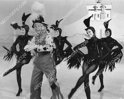 Ray Bolger and the dancing girls TV The Carol Burnett Show 8B11-628