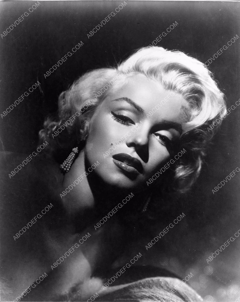 Marilyn Monroe portrait 8b03-007 – ABCDVDVIDEO