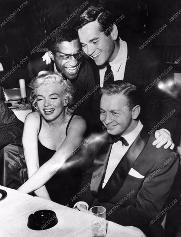 Marilyn Monroe Sammy Davis Jr Mel Torme and? 8b03-036