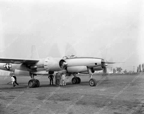 Howard Hughes tests new crane helicopter & airplane 8b03-265