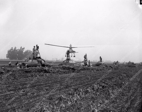 Howard Hughes tests new crane helicopter & airplane 8b03-268