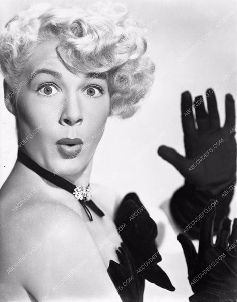 Betty Hutton portrait 8b03-282 – ABCDVDVIDEO