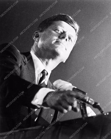 President John F Kennedy portrait 8b03-412