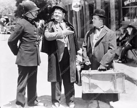 Stan Laurel Oliver Hardy comedy short 8b03-454