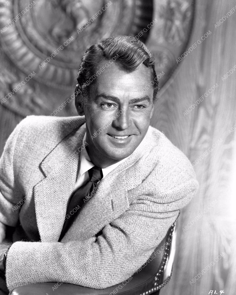 Alan Ladd portrait 8b03-456 – ABCDVDVIDEO