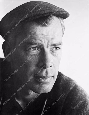 Lee Marvin portrait 8b03-754