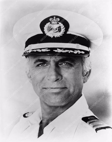 Gavin MacLeod TV show The Love Boat 8b03-800