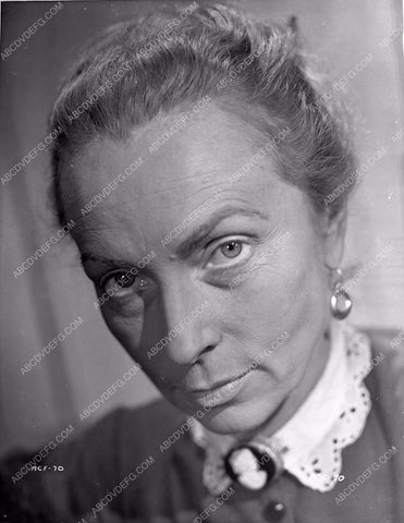 Agnes Moorehead portrait film The Adventures of Captain Fabian 8b4-022