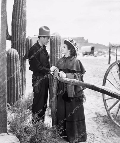 Henry Fonda Cathy Downs film My Darling Clementine 8b4-084