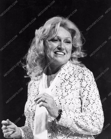singer Anita O'Day performing 8b4-132